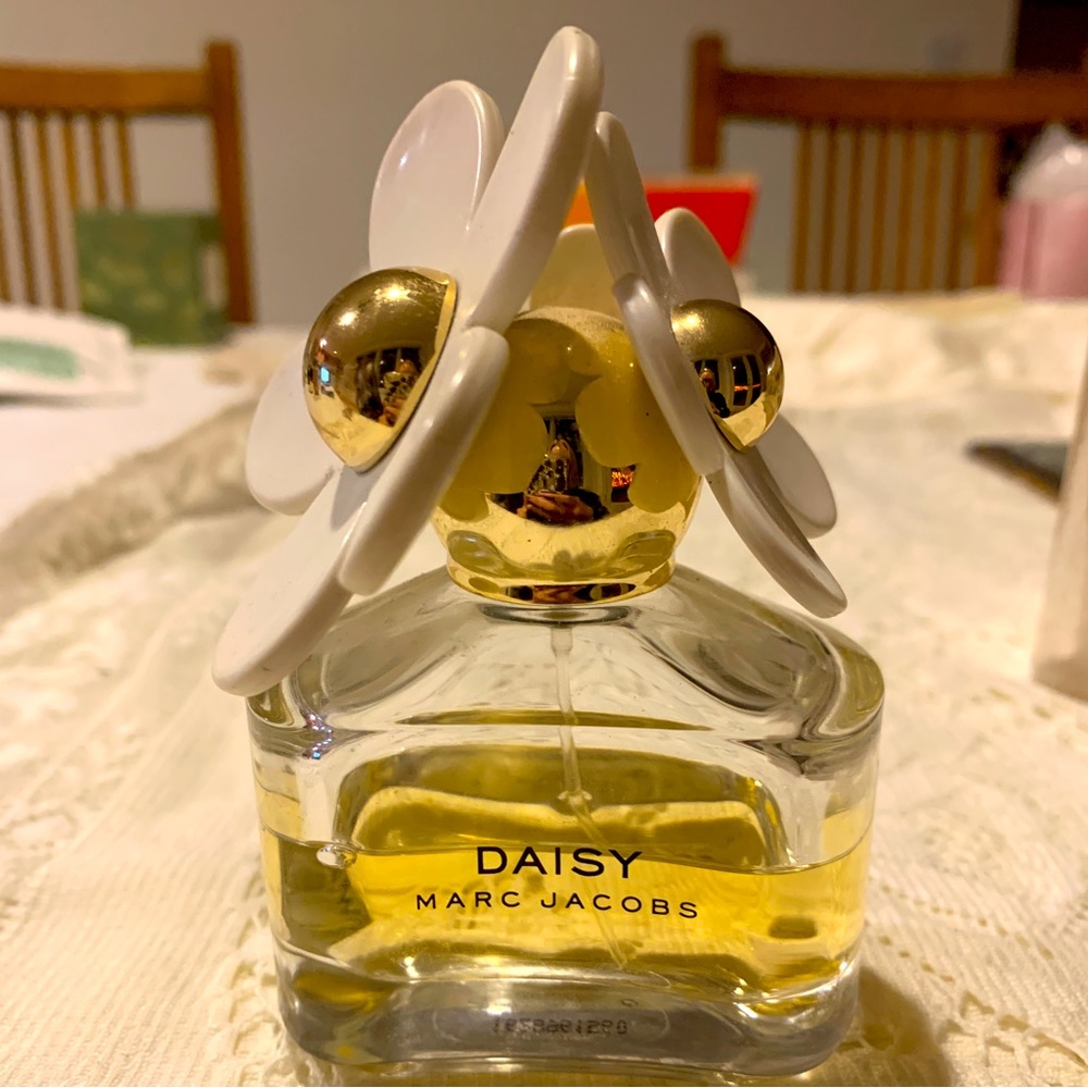 Marc Jacobs Daisy Eau de Toilette - 60% full
